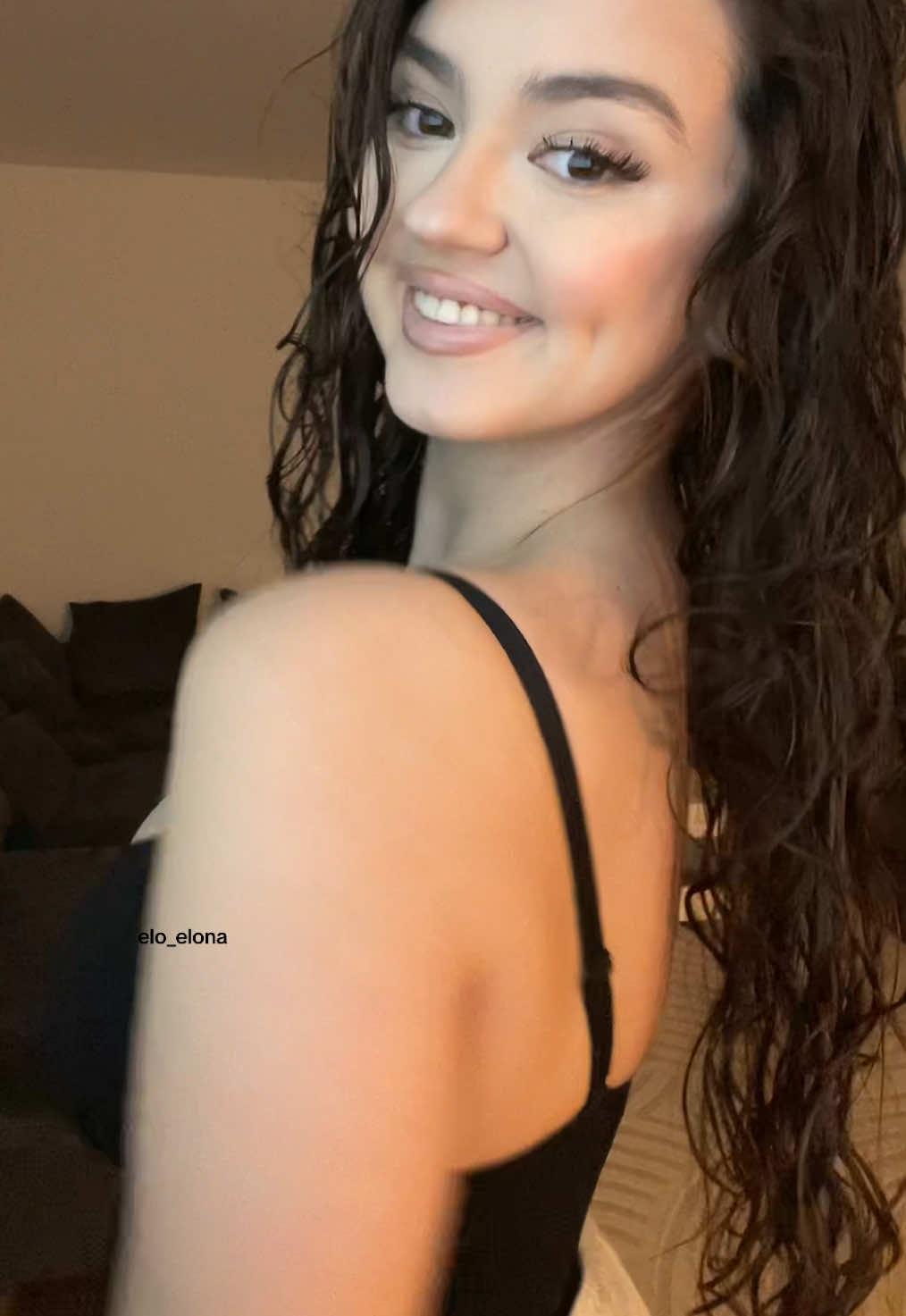 @elona845