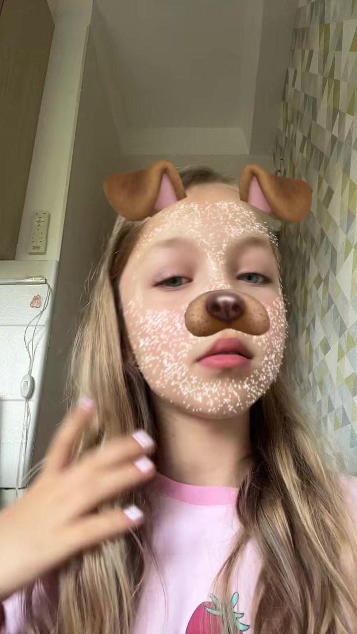 @veronika