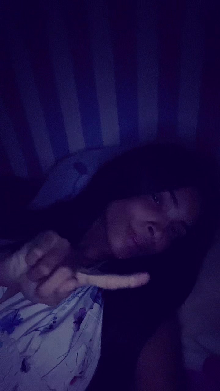 @Vit&oacute;ria 🖤