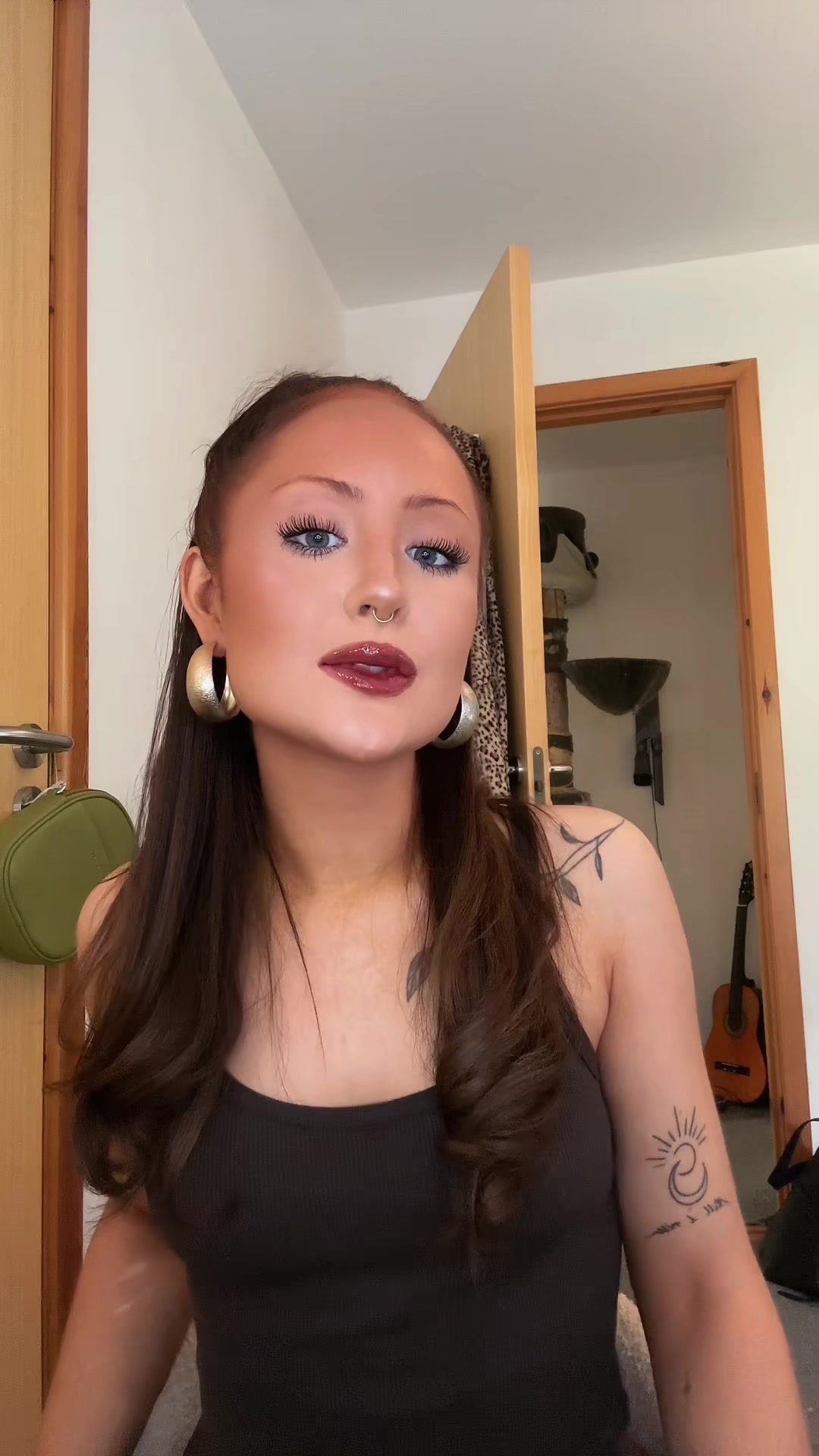 @elliespofforth