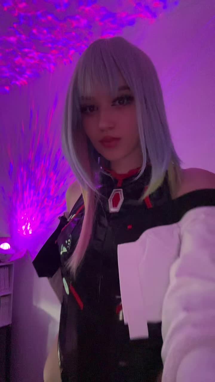 @twitch.tv/ang3lmeow