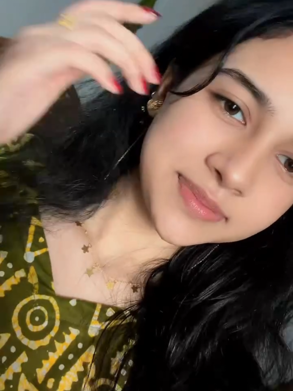 @🐱Nishita🐱💅🏻