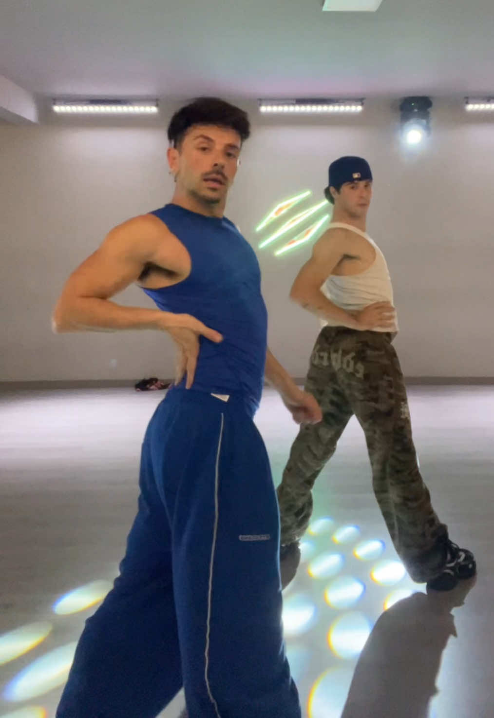 @itsvachiano