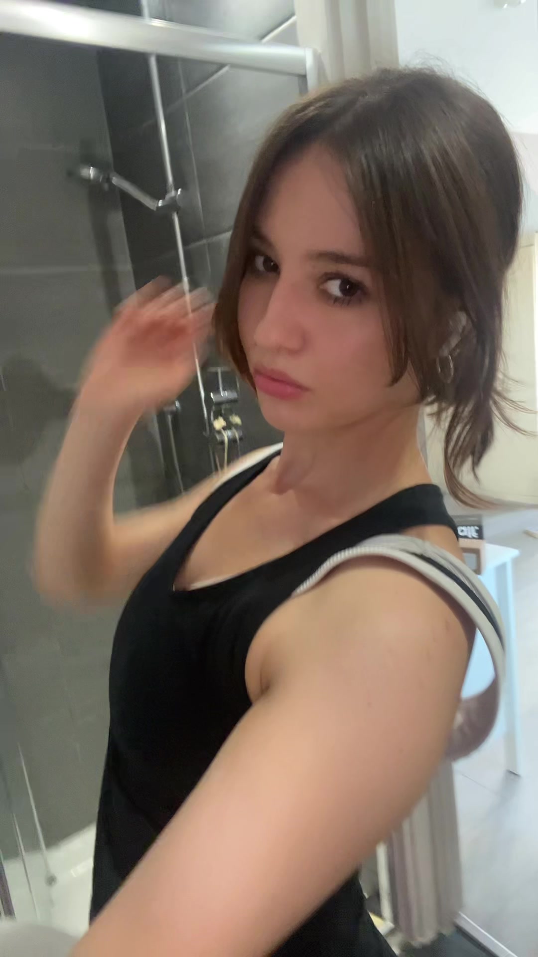 @ellalouiseclark