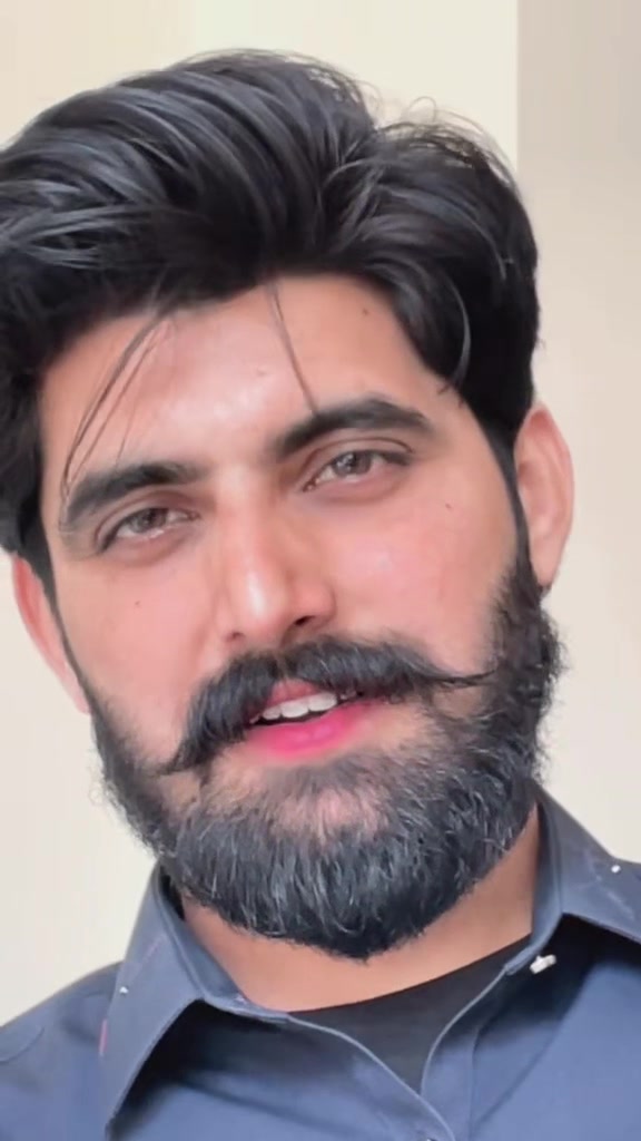 @Hamza Gujjar🇬🇧🇵🇰
