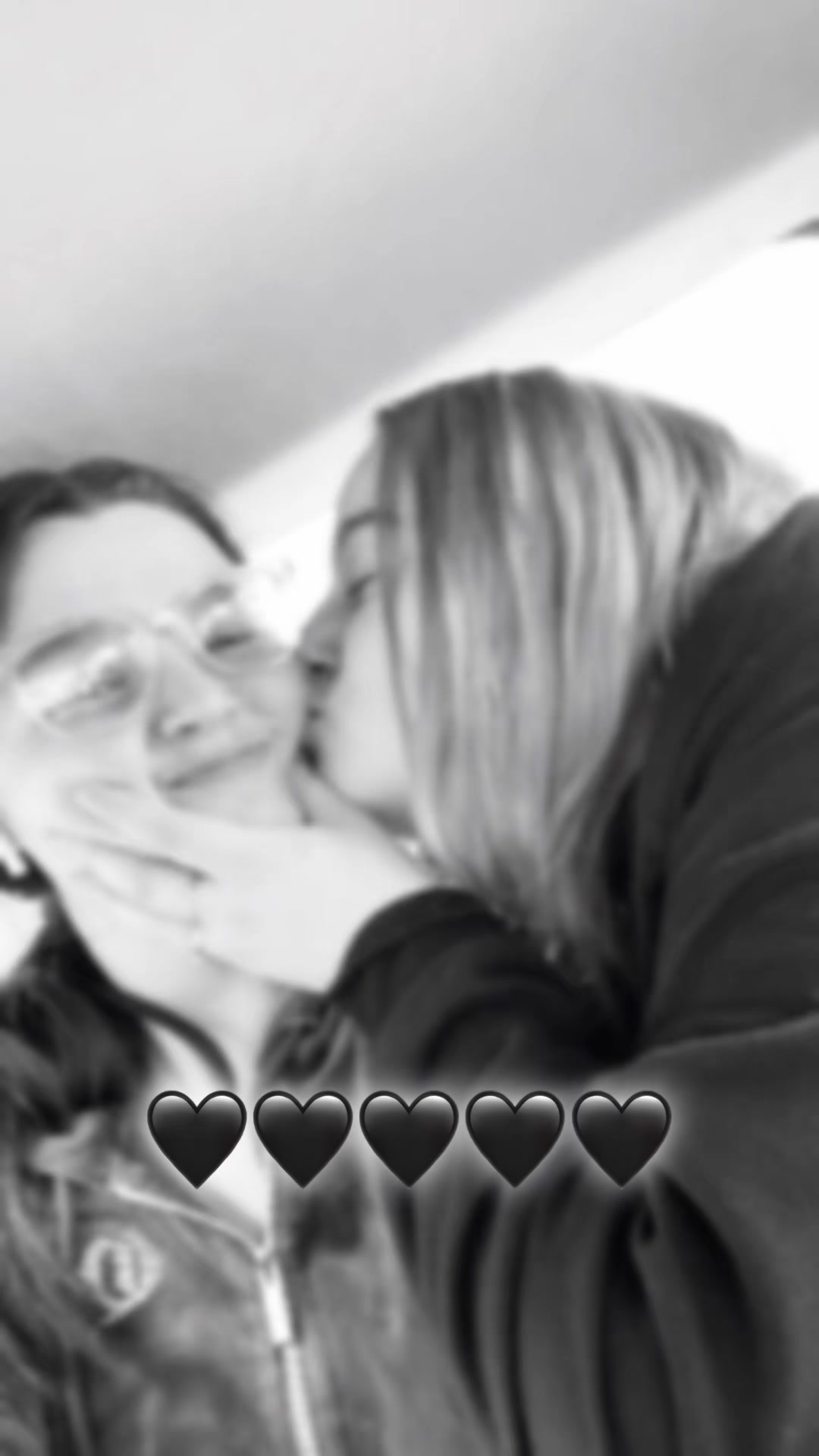 @itsbreebitch ๐