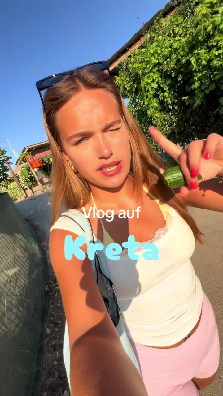 @vlogwithmarlene
