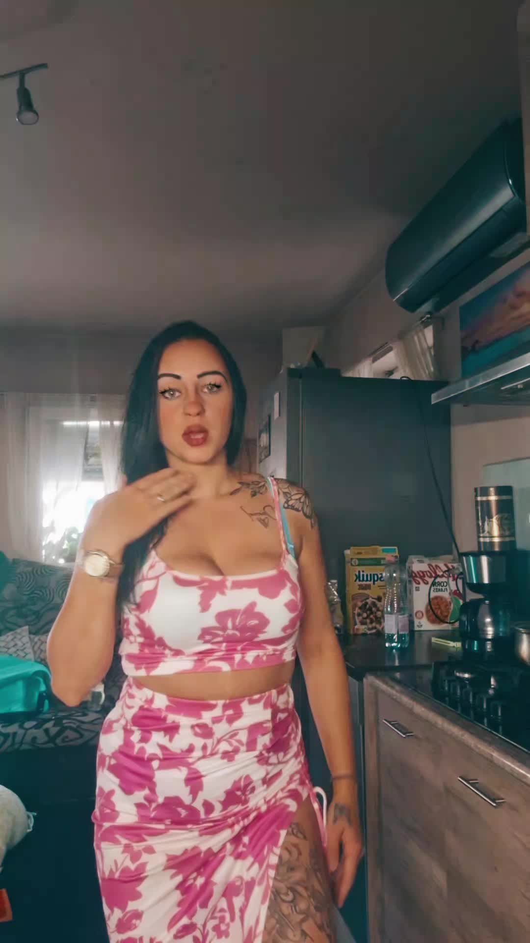 @Laura Juhász⚜️❤️⚜️
