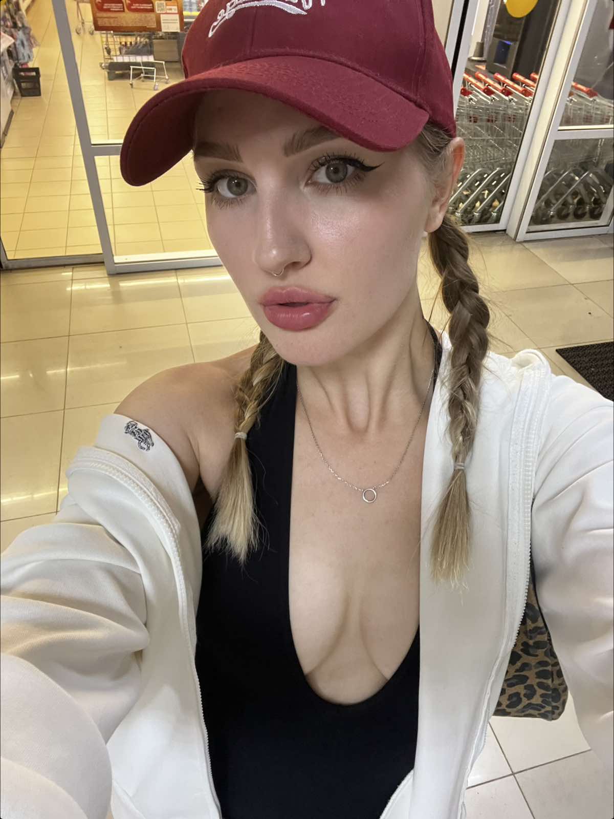 @Gia_not_dead