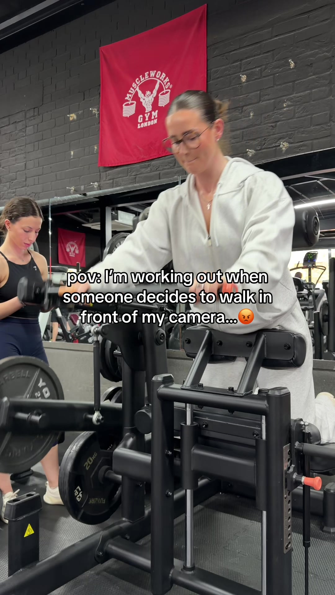 @ANON GYM GIRL | Fitness · 9to5