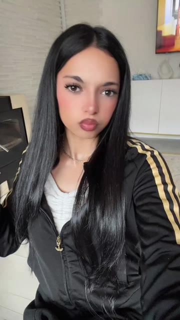@L I L Z Z Y
