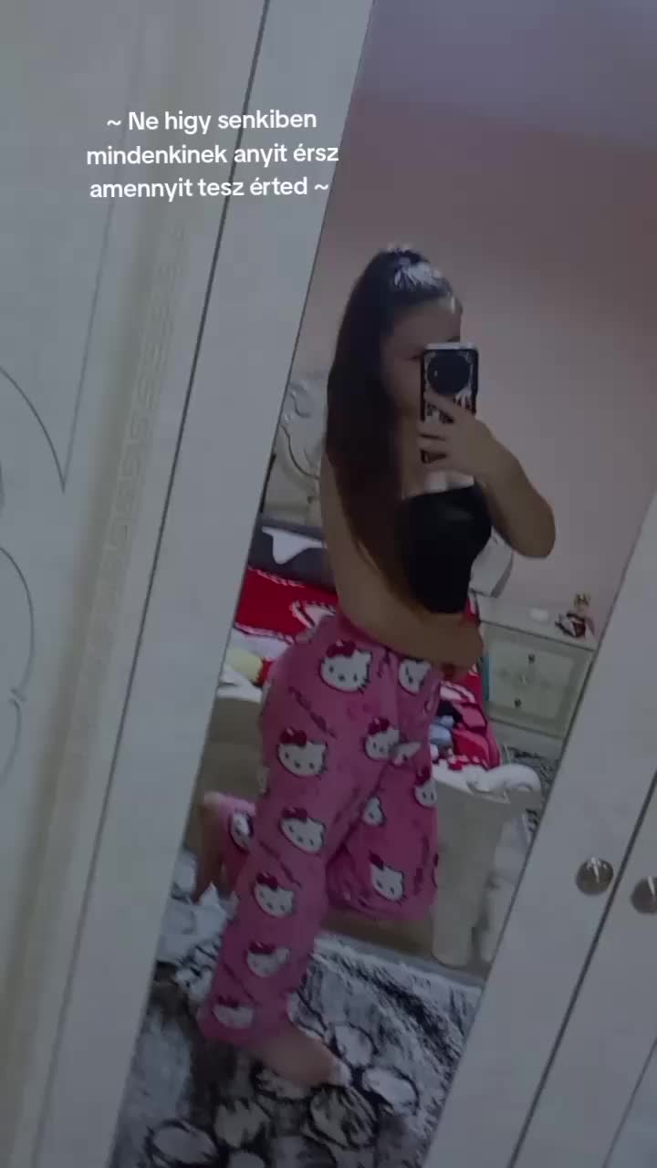 @🖤Zselyk:(
