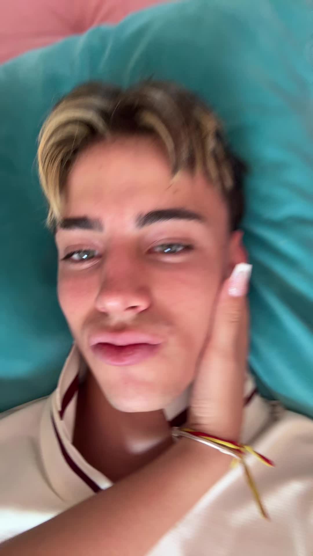 @Hugo23