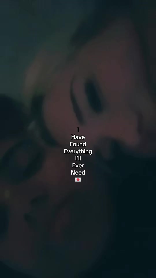 @𝒞𝒽𝓁𝑜𝑒𝑅𝑜𝓈𝑒💋