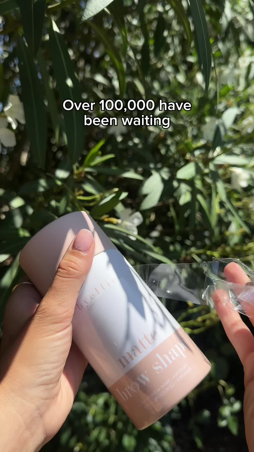 @byelliebeauty
