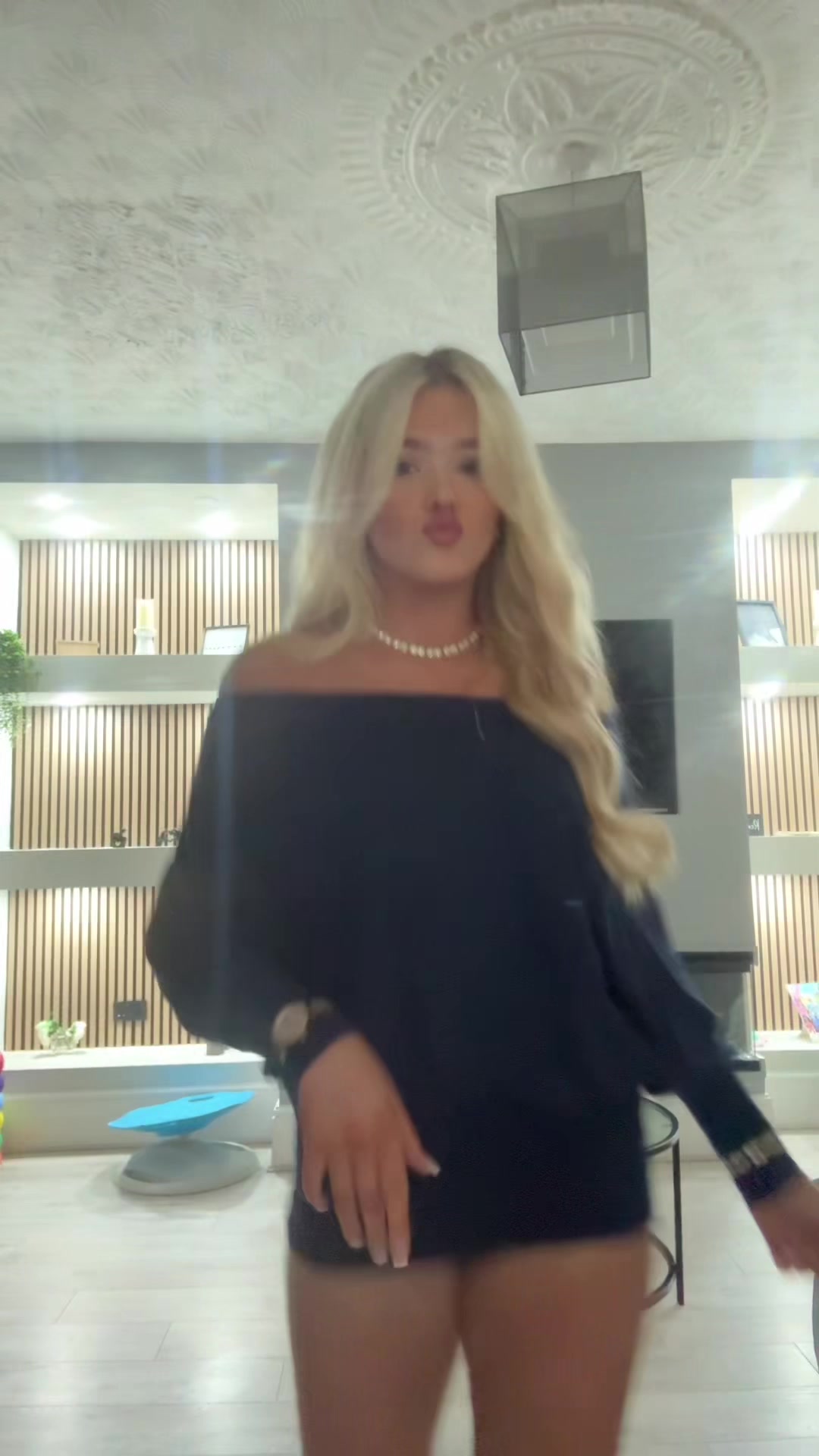 @𝐌 𝐉𝐇𝐚𝐫𝐭𝐥𝐞𝐲