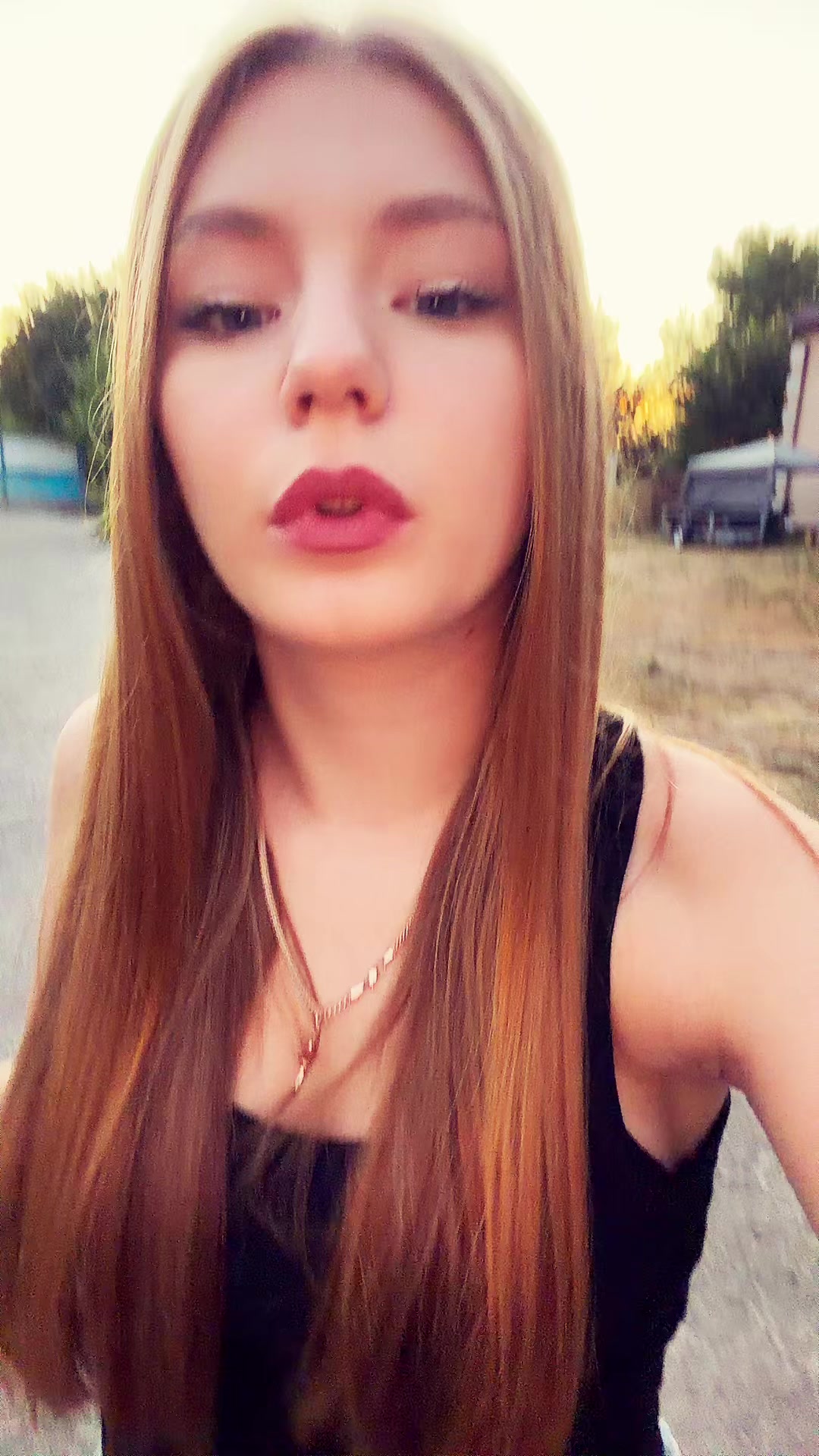 @Вікторія