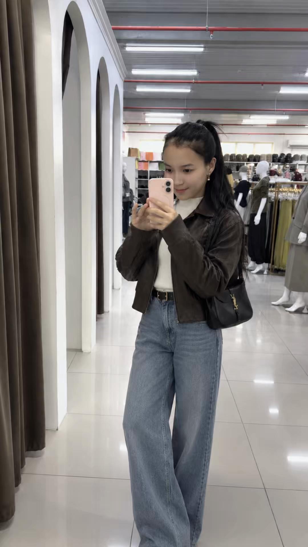 @elya.nora099