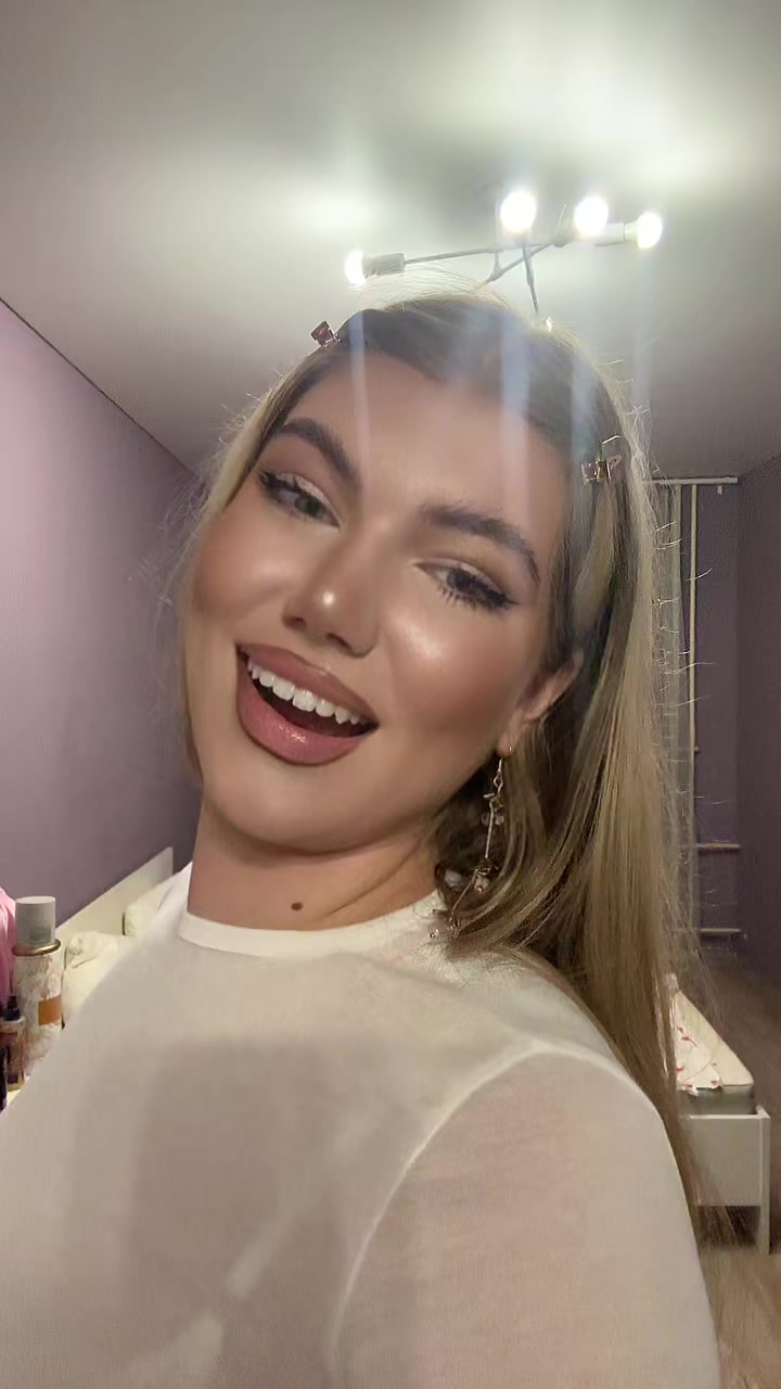 @🦋🤍