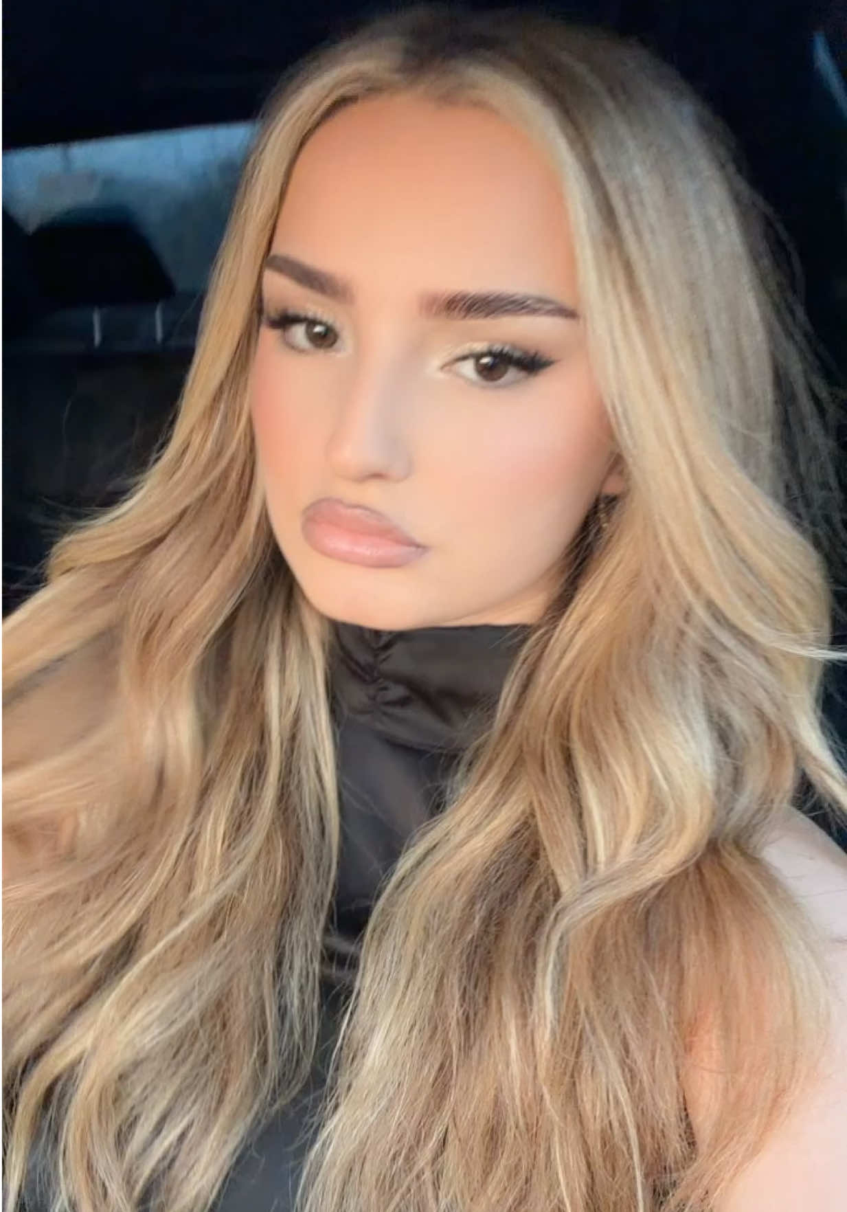 @𝐙