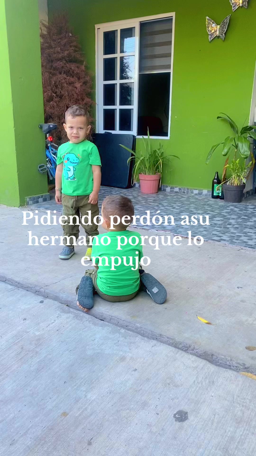 @Mateo y Tadeo