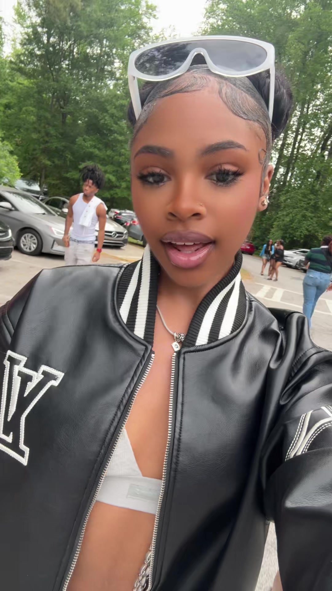 @ilovevintagechanelly