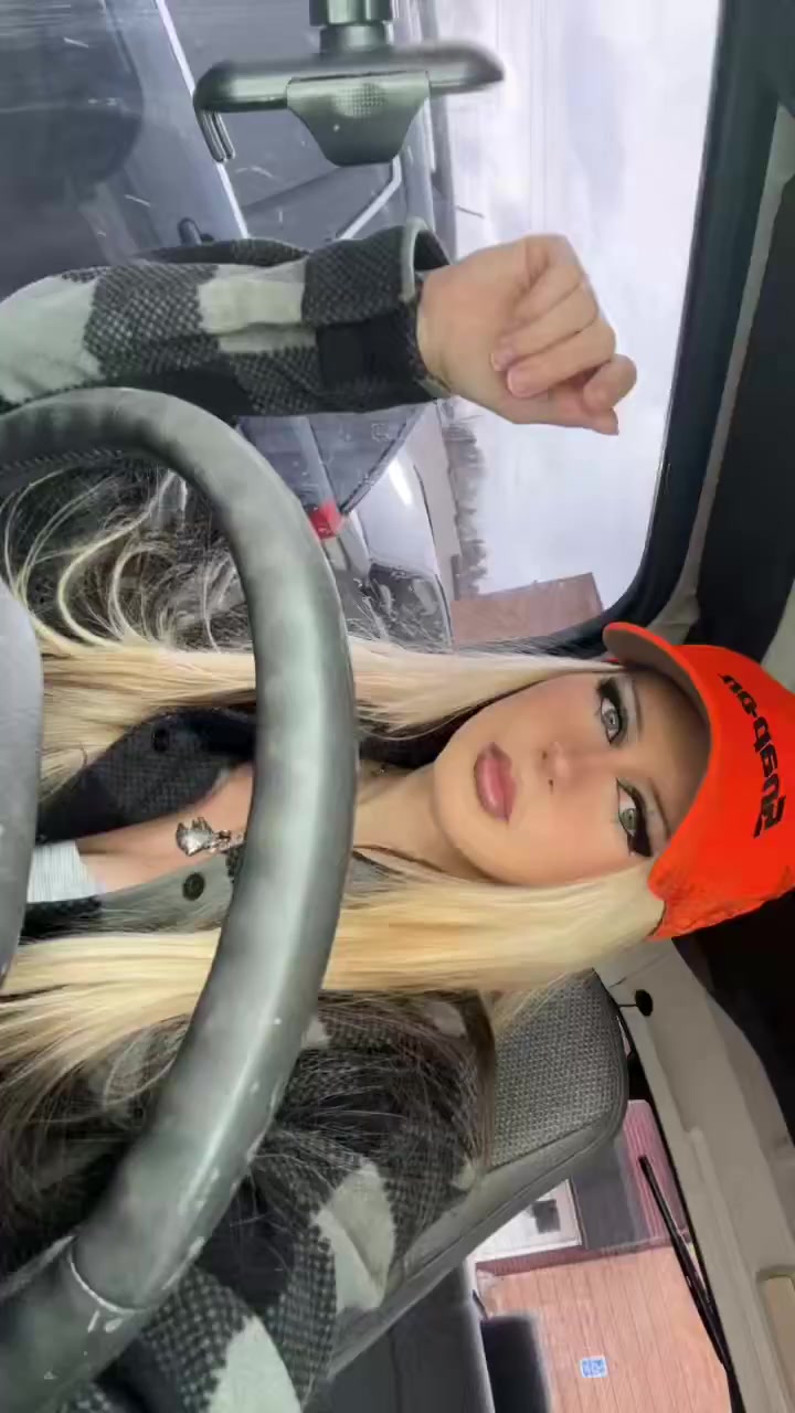 @Alexis XJ