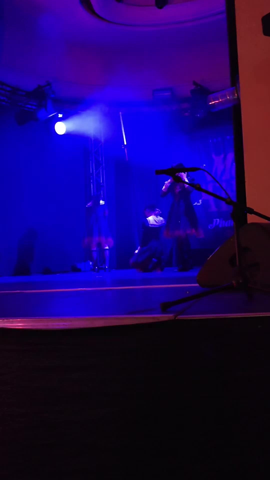 @ue_Ado