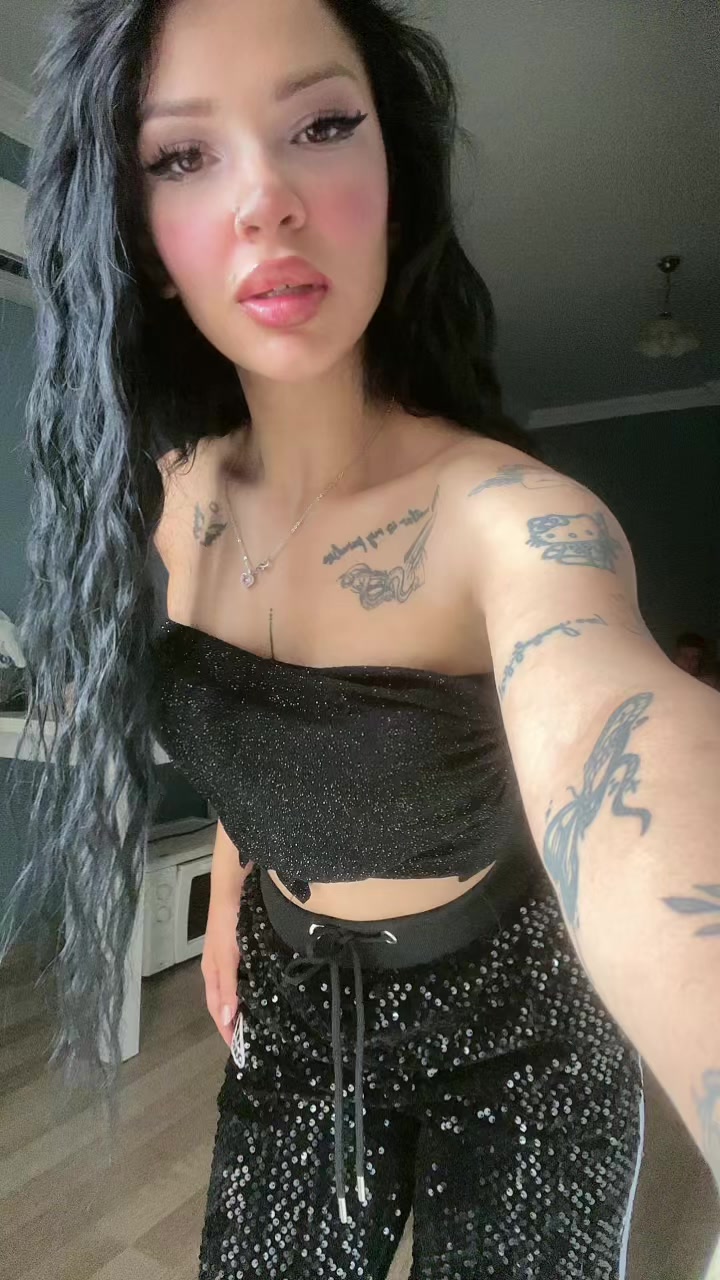 @Eceazra
