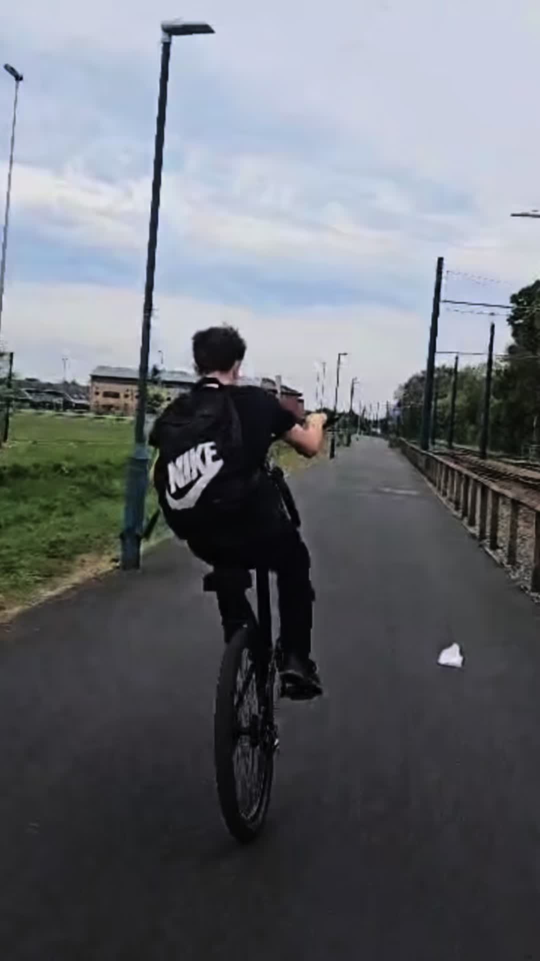 @🚳Josh👑
