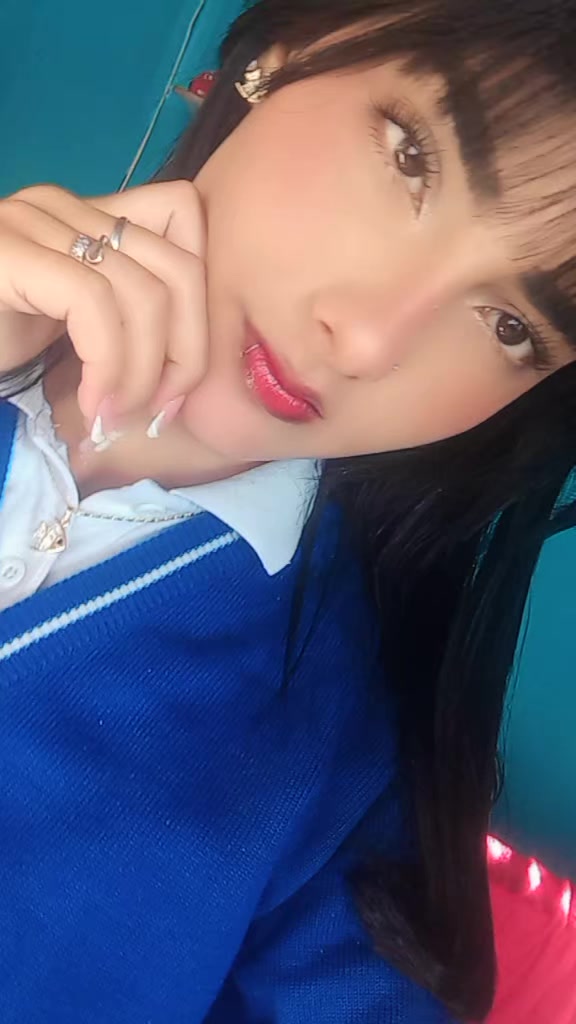 @𝒩🍒