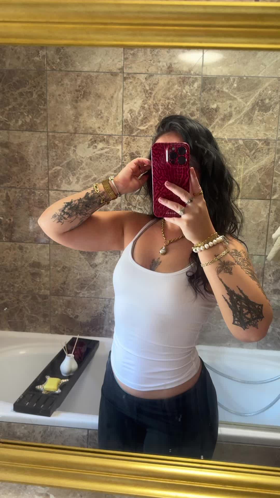 @leeya
