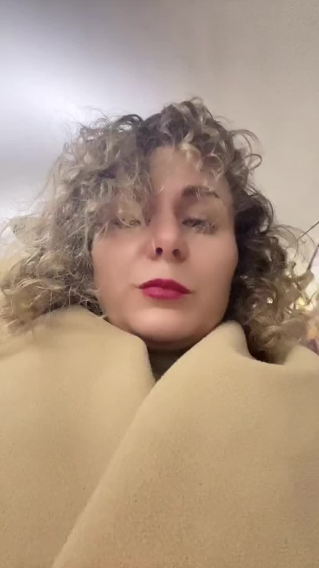 @Simona