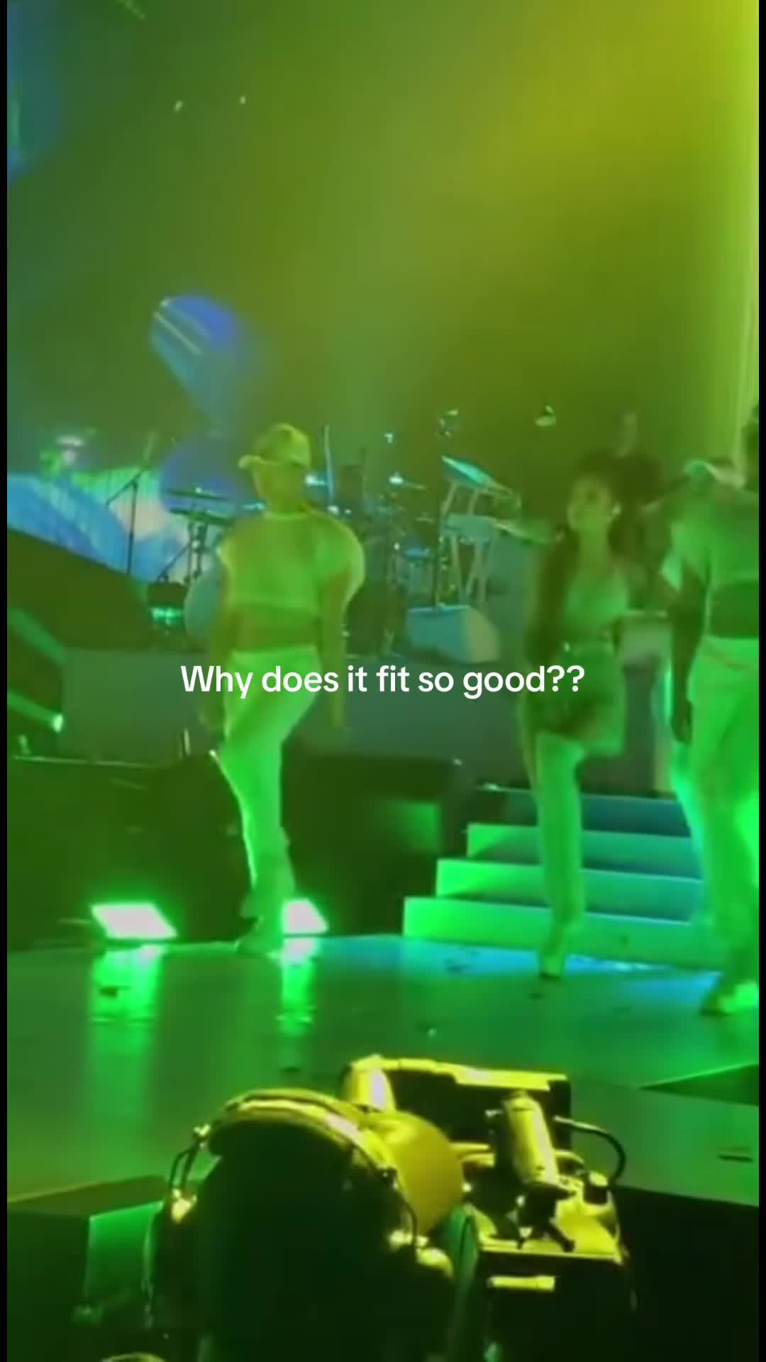 @arianagrandexrem