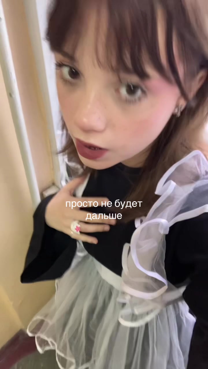 @???