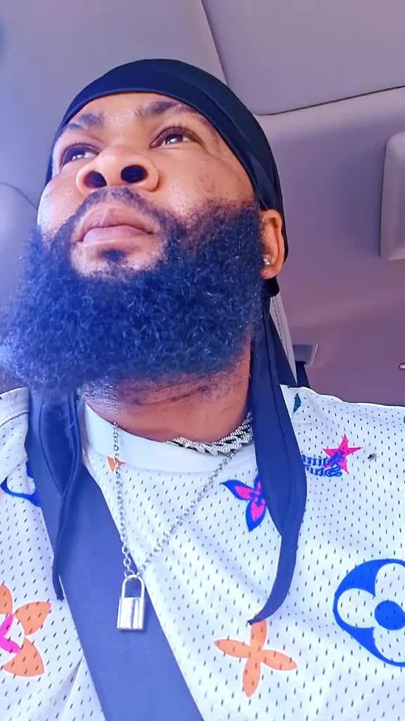 @Millionaire 🇺🇲🇺🇲🇺🇲