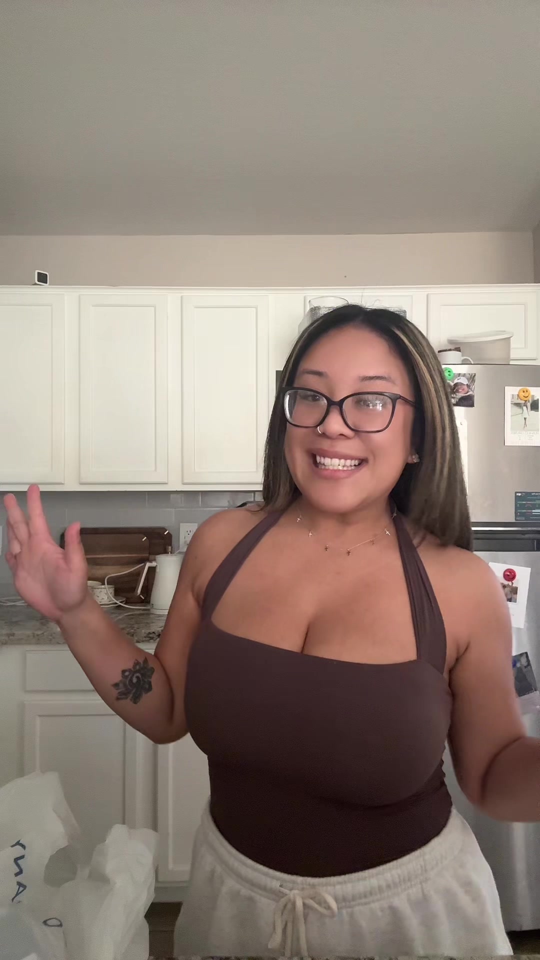 @yzabella