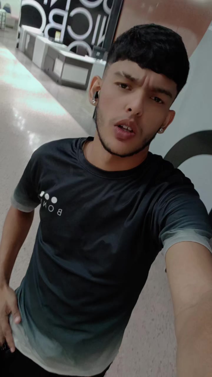 @Alejandro