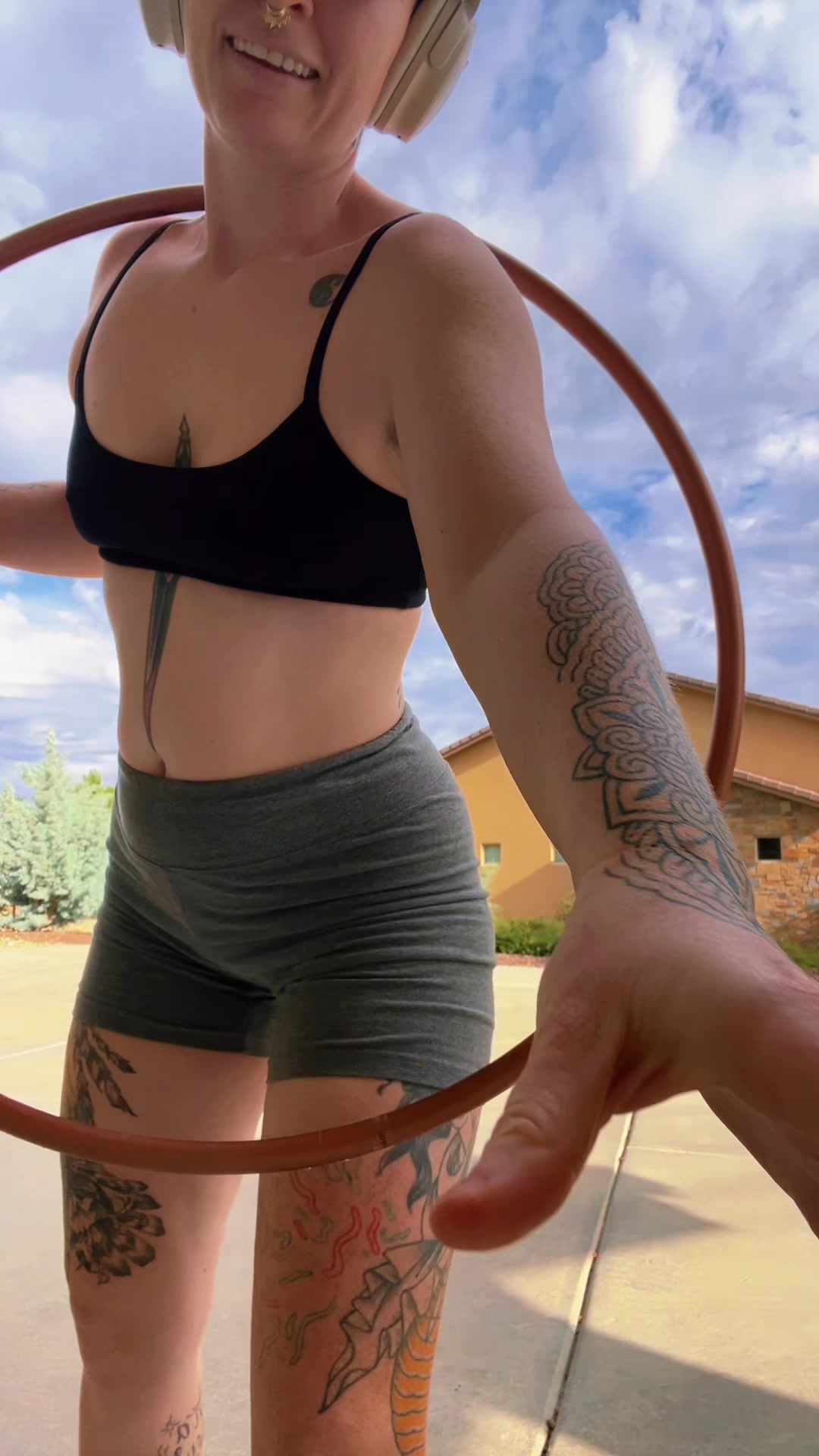 @phoxxmystic