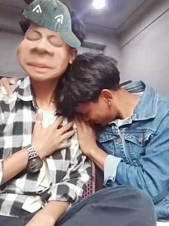 @𝙰𝙽𝚄𝙹𝙴𝚈 🕸️