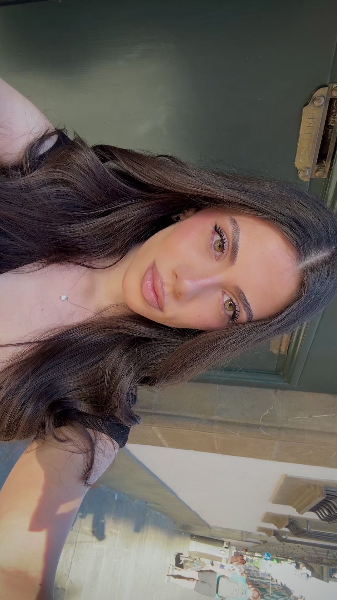 @Rosaria
