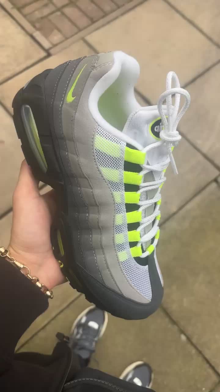 @Kicktradez 👟