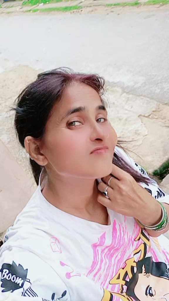 @🇳🇵chandini🇳🇵✨