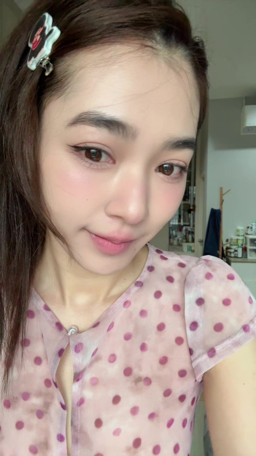 @นี่กิ๊ฟตี้ นั่นใครล่ะ