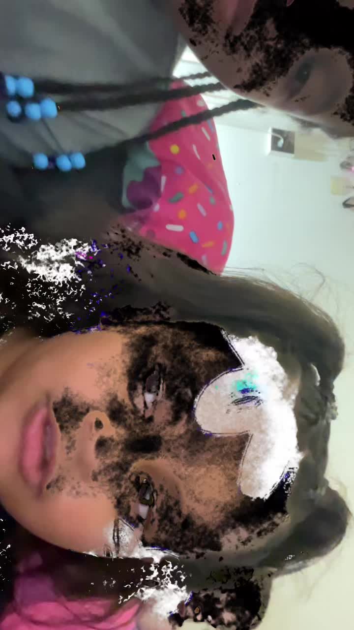 @Bella Diaz