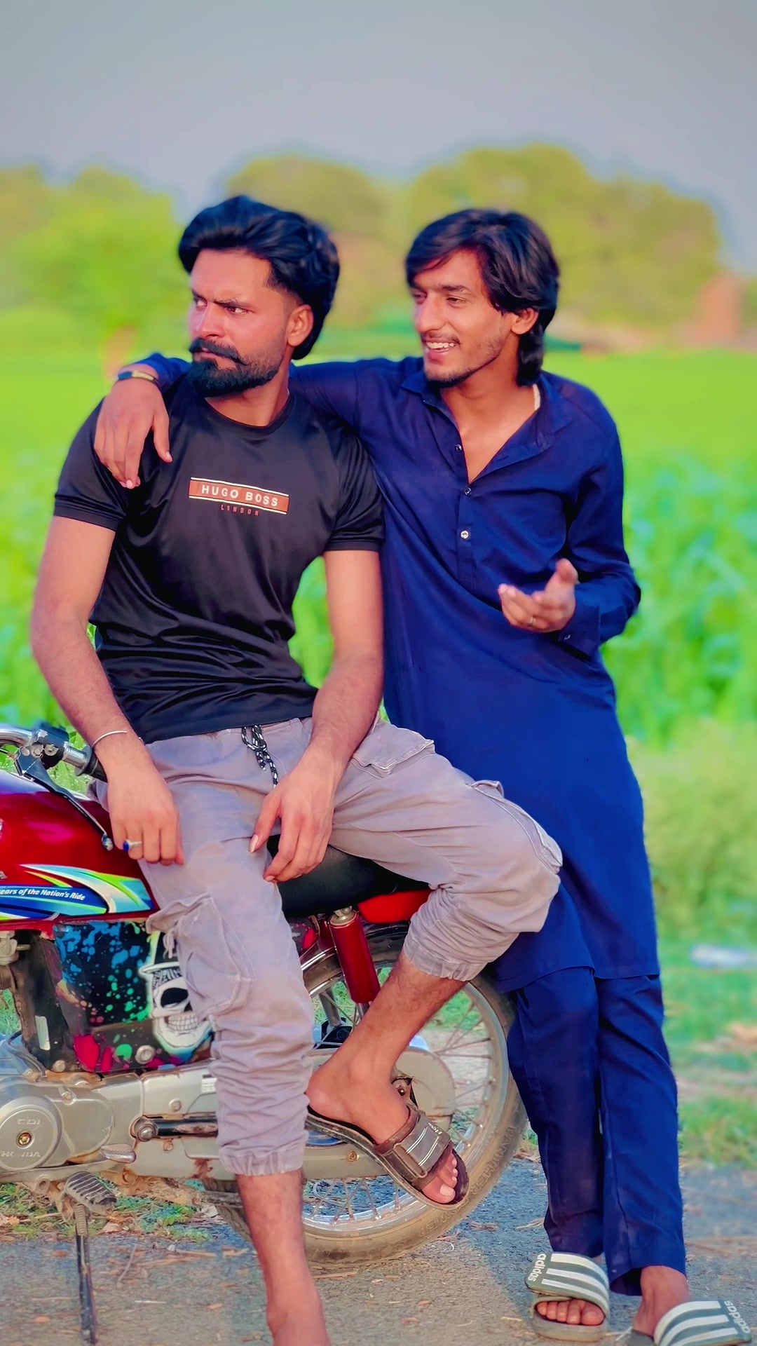 @Fani Mohal302🇵🇰🇧🇭