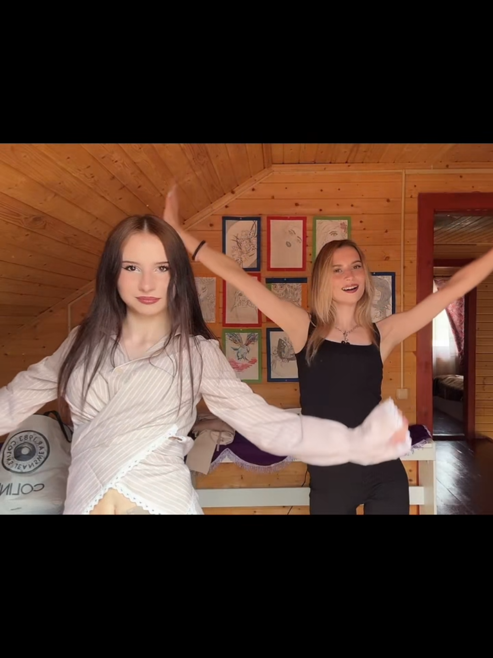 @Юлька🎀