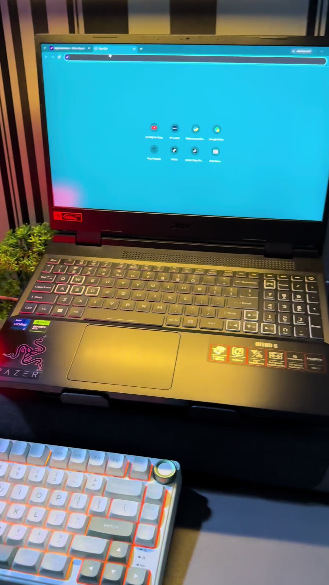 @KB_GLITCH