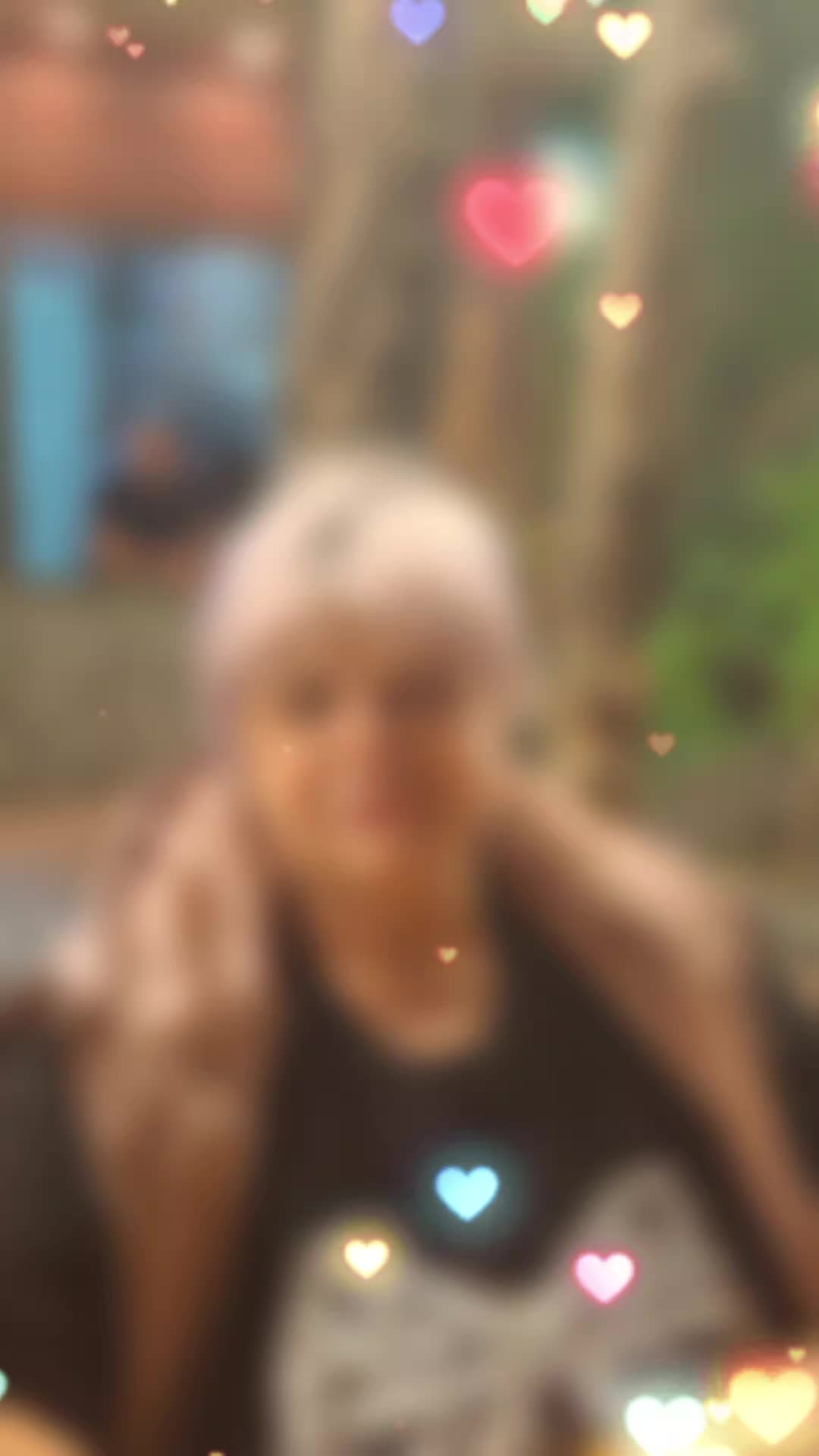 @лара