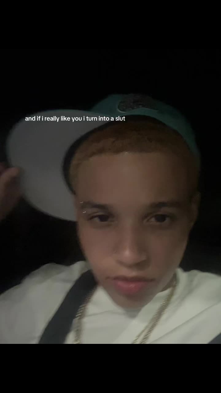 @shelovelayy
